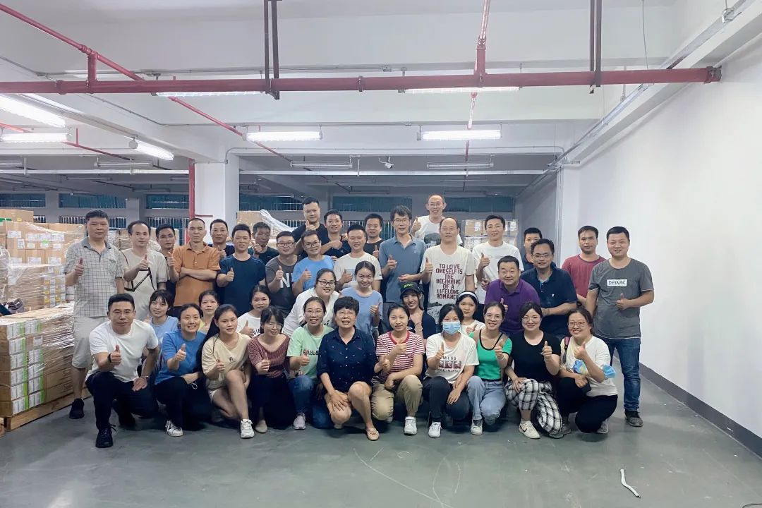 同心聚力 战高温炎暑，，，，，，bwin首页智控圆满实现丽江仓搬迁工作